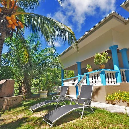 แอคควาริโอ้ เกสท์เฮาส์ Bed & Breakfast อังส์ วอลแบร์ วิลเลจ ภายนอก รูปภาพ