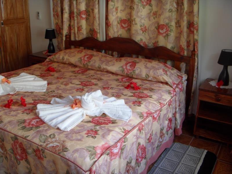 แอคควาริโอ้ เกสท์เฮาส์ Bed & Breakfast อังส์ วอลแบร์ วิลเลจ ภายนอก รูปภาพ